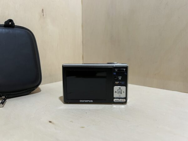 Olympus FE-3010 – Compact numérique 12 Mpx - Violet