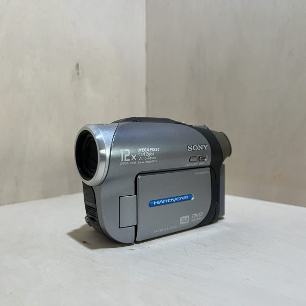 Sony Handycam DCR-DVD203E – Caméscope DVD Compact - Gris
