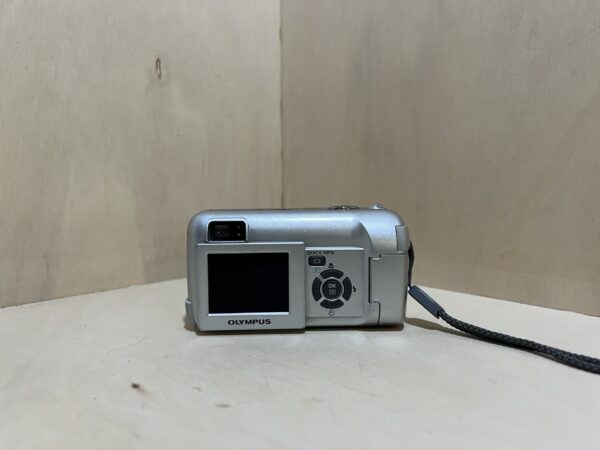 img_4781 Olympus Camedia C-450 Zoom – Compact numérique 4 mégapixels - Argent