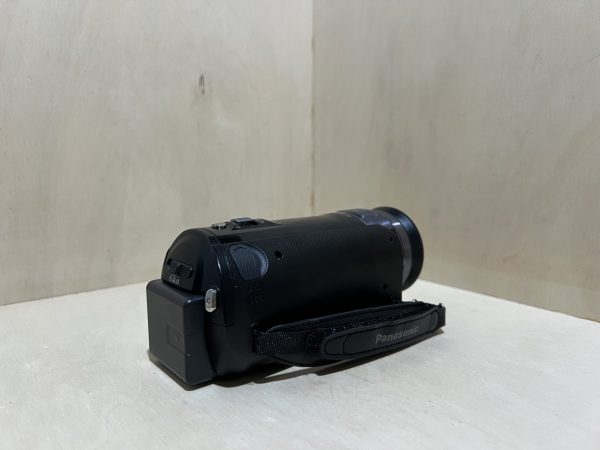 Caméscope Panasonic HDC-SD800 – Full HD, capteur 3MOS, stabilisation optique - Noir