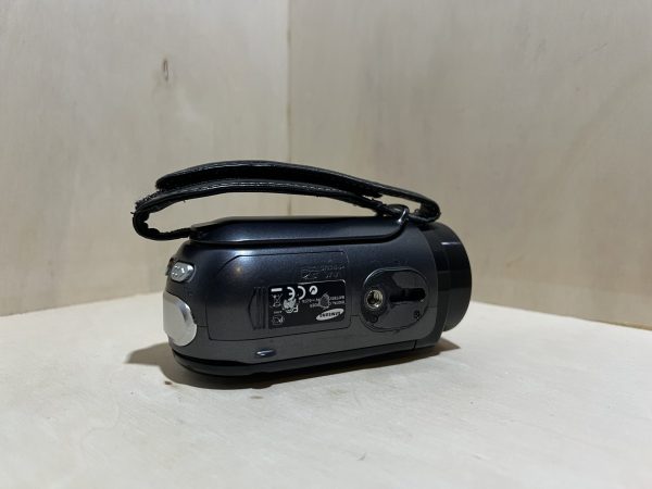 Caméscope Samsung SMX-F34 — 42x Intelli-Zoom, 8 Go de mémoire intégrée - Noir