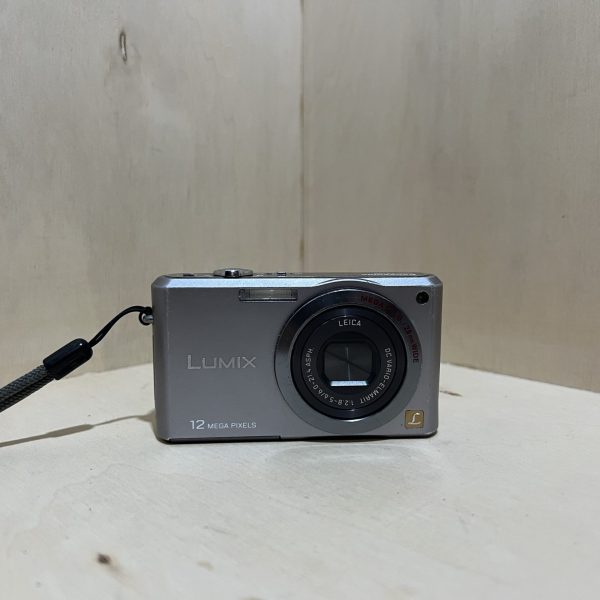 Panasonic Lumix DMC-FX100 – Compact numérique haut de gamme Leica - Gris