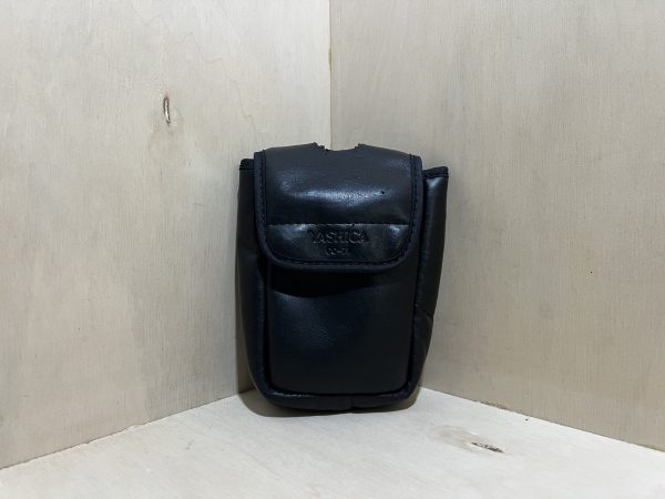 Housse Yashica pour appareil photo compact argentique - Noir