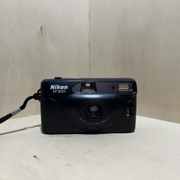Nikon EF100 – Compact argentique 35mm - Noir