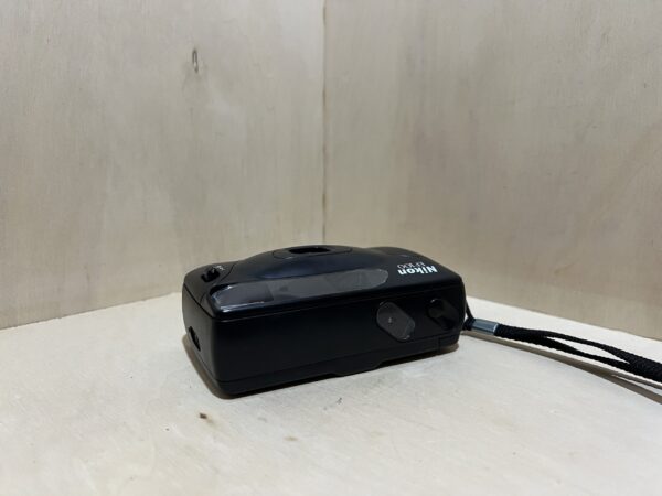 Nikon EF100 – Compact argentique 35mm - Noir
