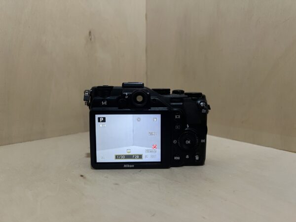 Nikon Coolpix P7000 – Noir