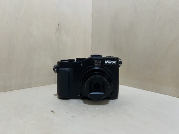 Nikon Coolpix P7000 – Noir