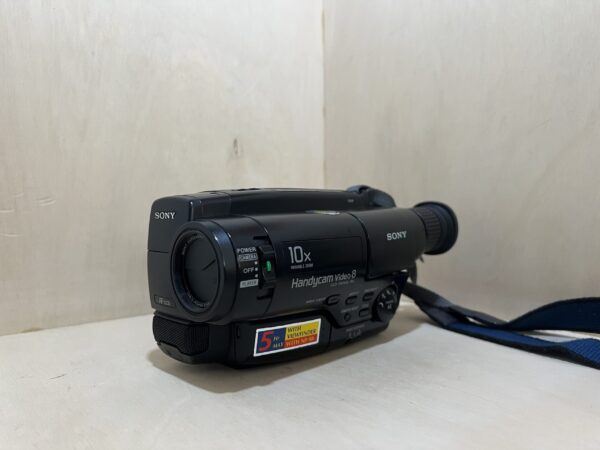 Sony Handycam CCD-TR340E – Noir