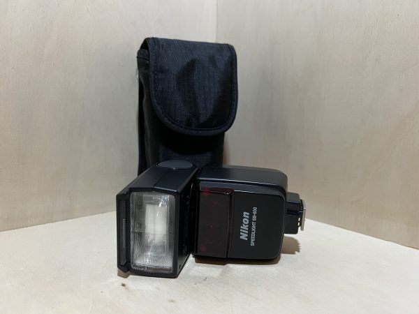 Nikon Speedlight SB-600 – Flash cobra TTL