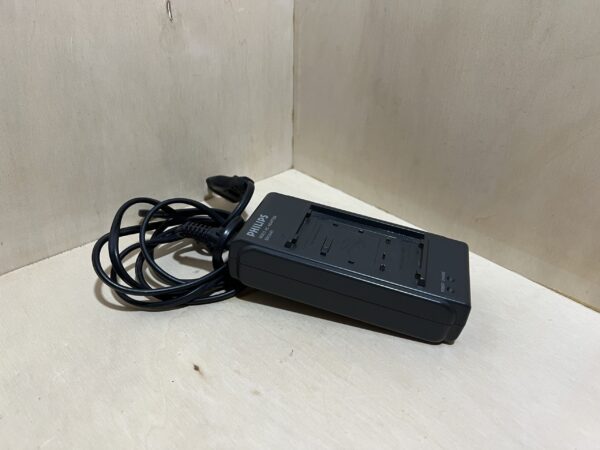 Chargeur Adaptateur Secteur Philips SBC6461/00 - Gris
