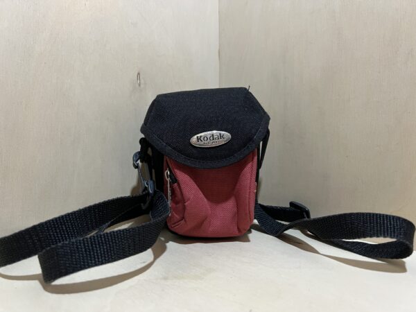 Sacoche Kodak Gear pour appareil photo – Noir et rouge