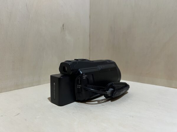 Sony Handycam HDR‑PJ810E – Noir
