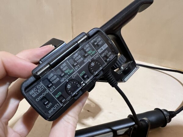 Sony HXR‑NX70E – Caméscope pro NXCAM - Noir