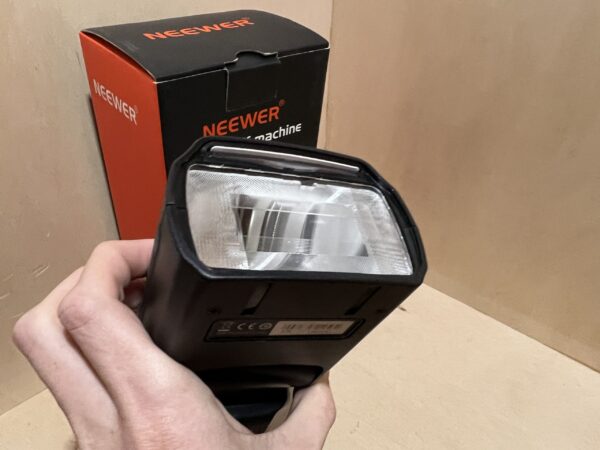 Neewer NW985 – Flash cobra TTL