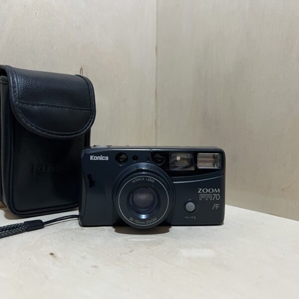 Konica Zoom FR70 – Gris
