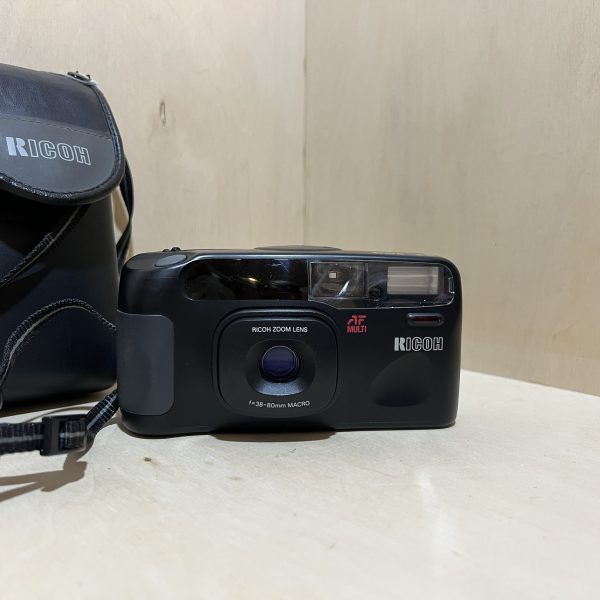 Ricoh RZ-800 – Noir