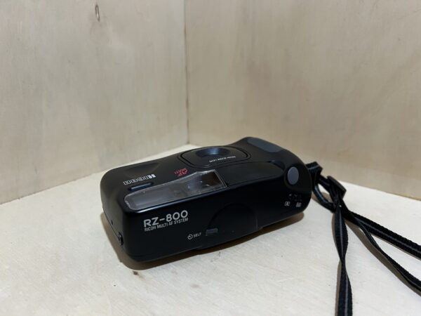 Ricoh RZ-800 – Noir