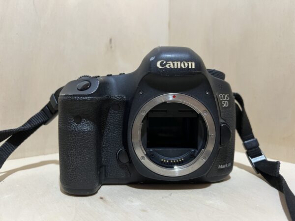 Canon EOS 5D Mark III – Noir