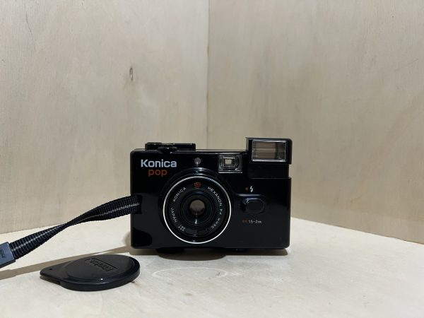 Konica Pop – Noir