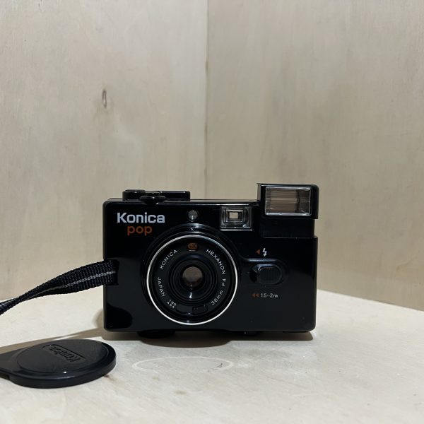 Konica Pop – Noir