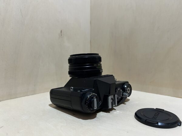 Zenit ET – Reflex argentique soviétique avec Helios 44M-6
