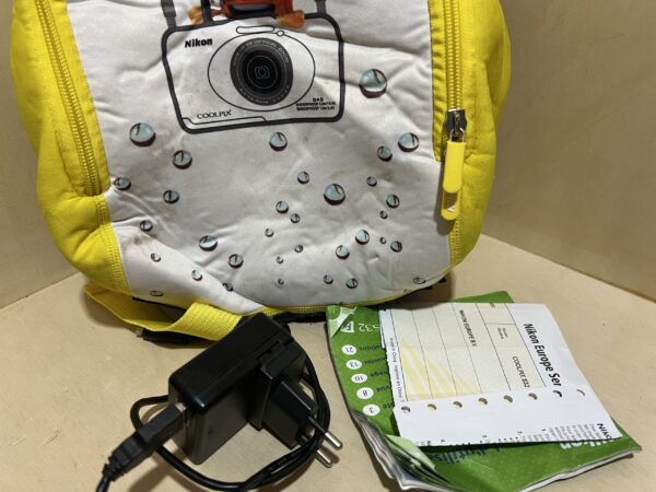 Nikon Coolpix S32 – Jaune