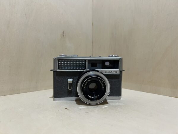 Minolta Hi-Matic (Première Génération) – Argent