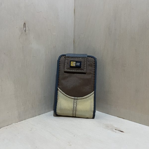 Housse de Protection Case Logic – Marron