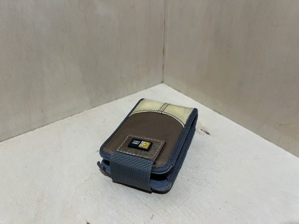 Housse de Protection Case Logic – Marron