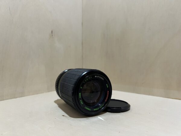 img_6515-2 Zoom Compact Multicoated 70-210mm f/4.0-5.6 (Monture Pentax K)