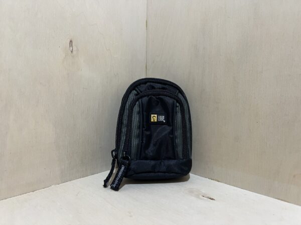 Housse de Protection Case Logic – Noir