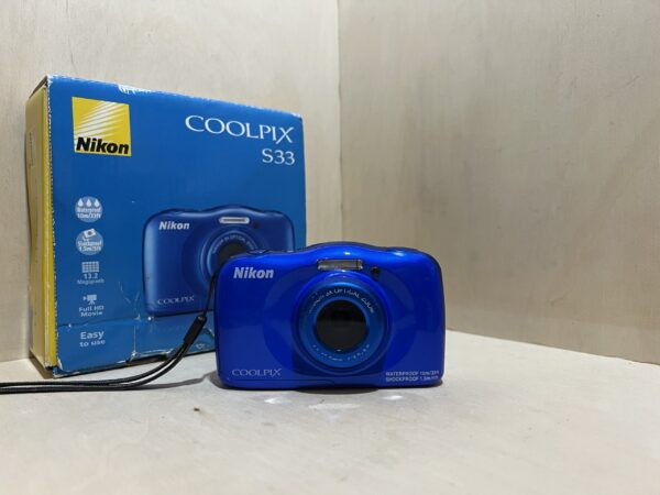 img_6734-2 Nikon Coolpix S33 – Bleu