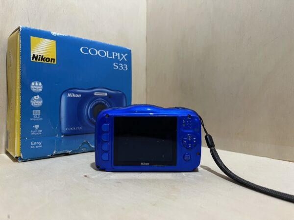 img_6735-2 Nikon Coolpix S33 – Bleu