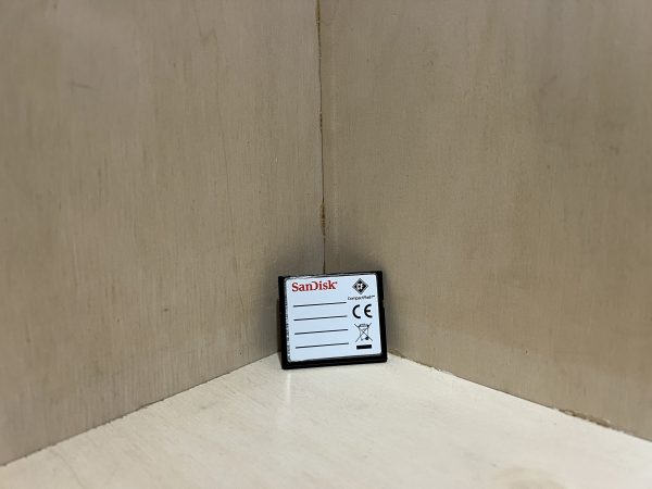 Carte Mémoire CompactFlash SanDisk Ultra II – 2 Go (15 MB/s)