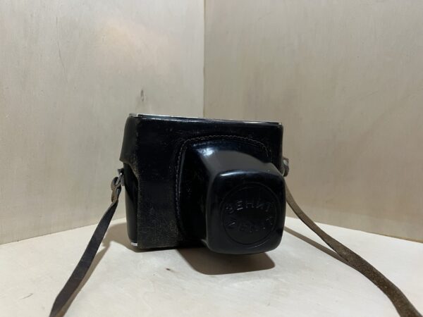 Zenit TTL "Moscow 1980" + Objectif Helios-44M (58mm f/2) – Noir