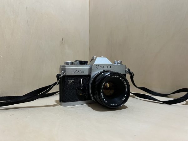 Canon FTb QL + Objectif FD 50mm f/1.8 S.C - Argent