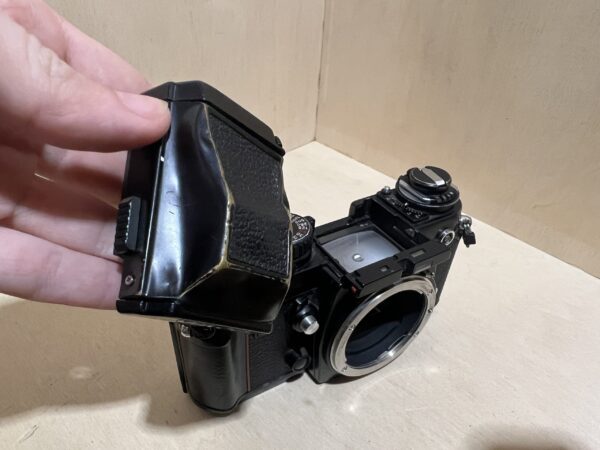 Nikon F3 + Objectif AF Nikkor 24-50mm – Noir