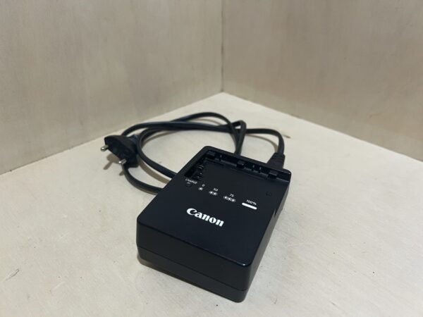 Chargeur Officiel Canon LC-E6E (Pour batteries LP-E6 / EOS 5D, 6D, 7D, R...)