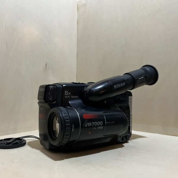 Caméscope Hi8 Nikon VN-7000 – Noir