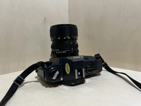 Appareil photo argentique Canon T50 & Objectif FD 35-70mm f/4