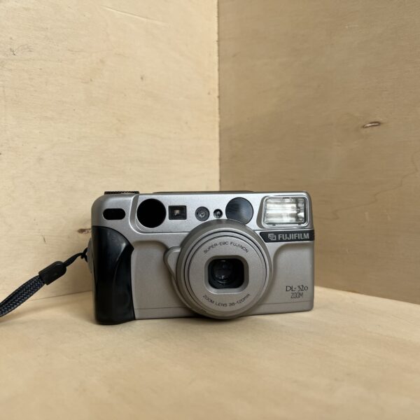Appareil Photo Argentique Compact Fujifilm DL-320 Zoom