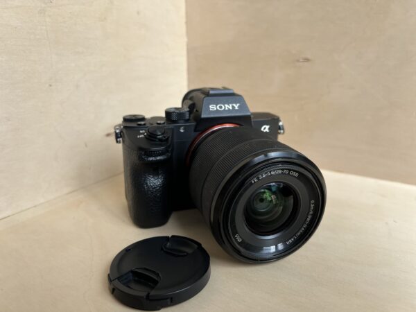 Kit Plein Format Sony A7 III & Objectif 28-70mm