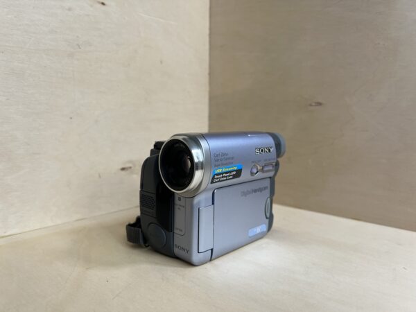 Caméscope Numérique MiniDV Sony Handycam DCR-TRV14E
