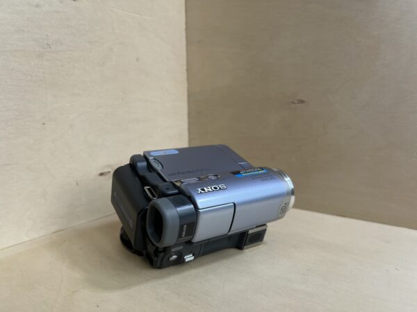 Caméscope Numérique MiniDV Sony Handycam DCR-TRV14E