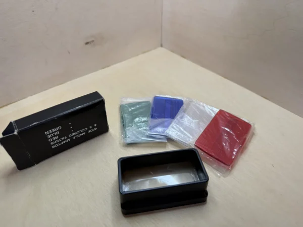 accessoire-photo-argentique-kit-grand-angle-filtres-couleur-occasion-teste-2 Kit Convertisseur Grand-Angle & 3 Filtres Couleur – Avec Boîte d'occasion, testé et vérifié — photo 2 sur 2