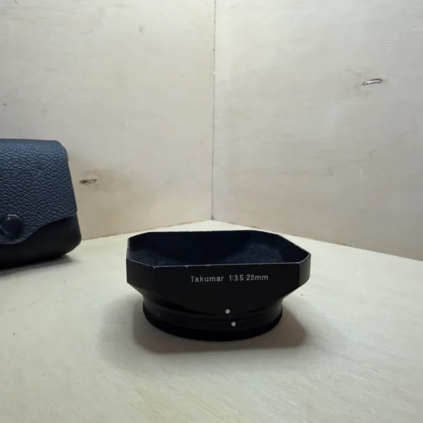 Pare-Soleil Carré Takumar pour 28mm – Avec Étui Cuir d'occasion, testé et vérifié — photo 1 sur 3