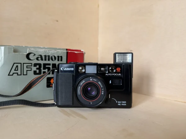 appareil-photo-argentique-canon-af35m-boite-origine-occasion-teste-1 Appareil Argentique Compact Canon AF35M – Avec Boîte d'Origine d'occasion, testé et vérifié — photo 1 sur 6
