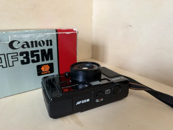 appareil-photo-argentique-canon-af35m-boite-origine-occasion-teste-3 Appareil Argentique Compact Canon AF35M – Avec Boîte d'Origine d'occasion, testé et vérifié — photo 3 sur 6