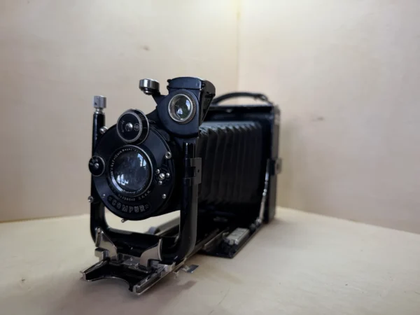 Chambre Photographique Pliante 6,5x9 – Meyer-Görlitz Helioplan 10,5cm f/4.5 & Obturateur Compur d'occasion, testé et vérifié — photo 1 sur 6