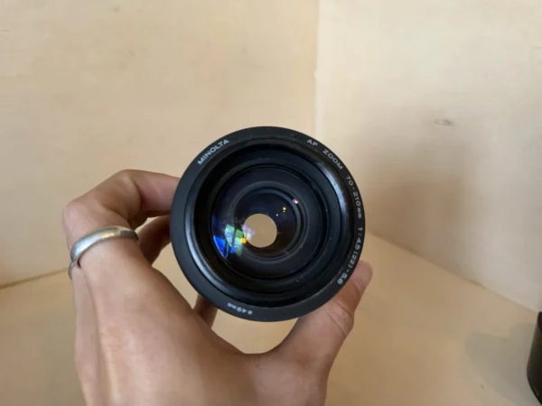 appareil-photo-argentique-minolta-dynax-300si-kit-2-objectifs-occasion-teste-7 Kit Reflex Argentique Autofocus Minolta Dynax 300si & Objectifs AF 35-70mm et 70-210mm d'occasion, testé et vérifié — photo 7 sur 9